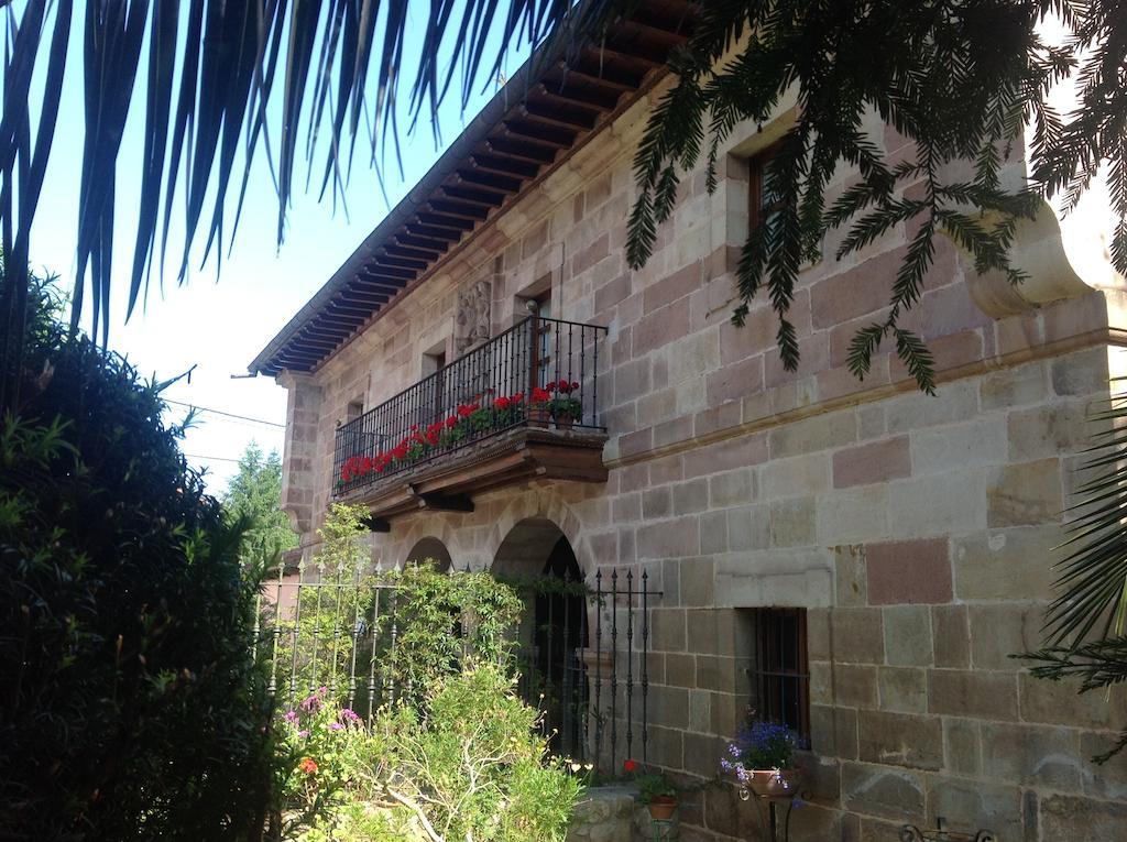 Casona De La Salceda Casa de hóspedes Treceño Exterior foto